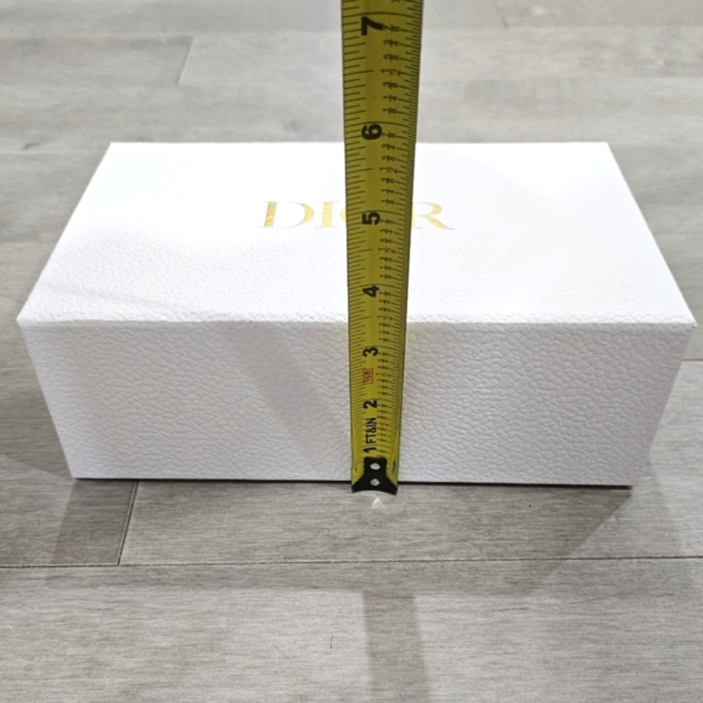 Dior White Storage Box Bundle - Picture 7 of 9
